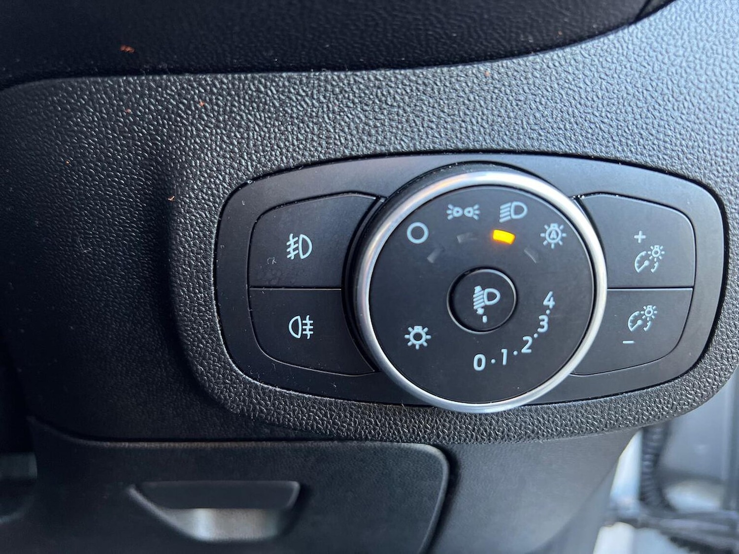 Used Ford Fiesta 2018 for sale - 76735534: Photo 22