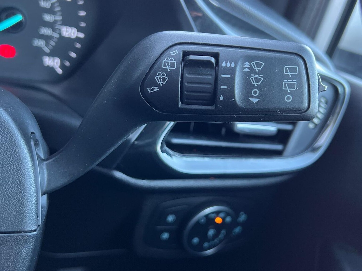 Used Ford Fiesta 2018 for sale - 76735534: Photo 29