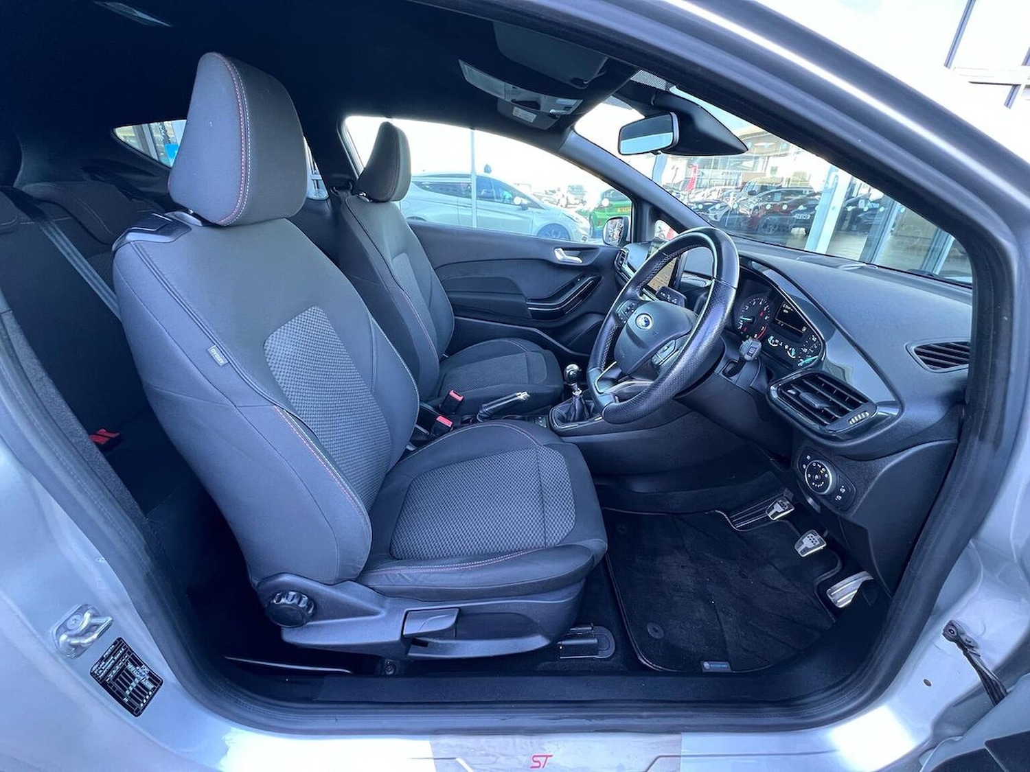 Used Ford Fiesta 2018 for sale - 76735534: Photo 31