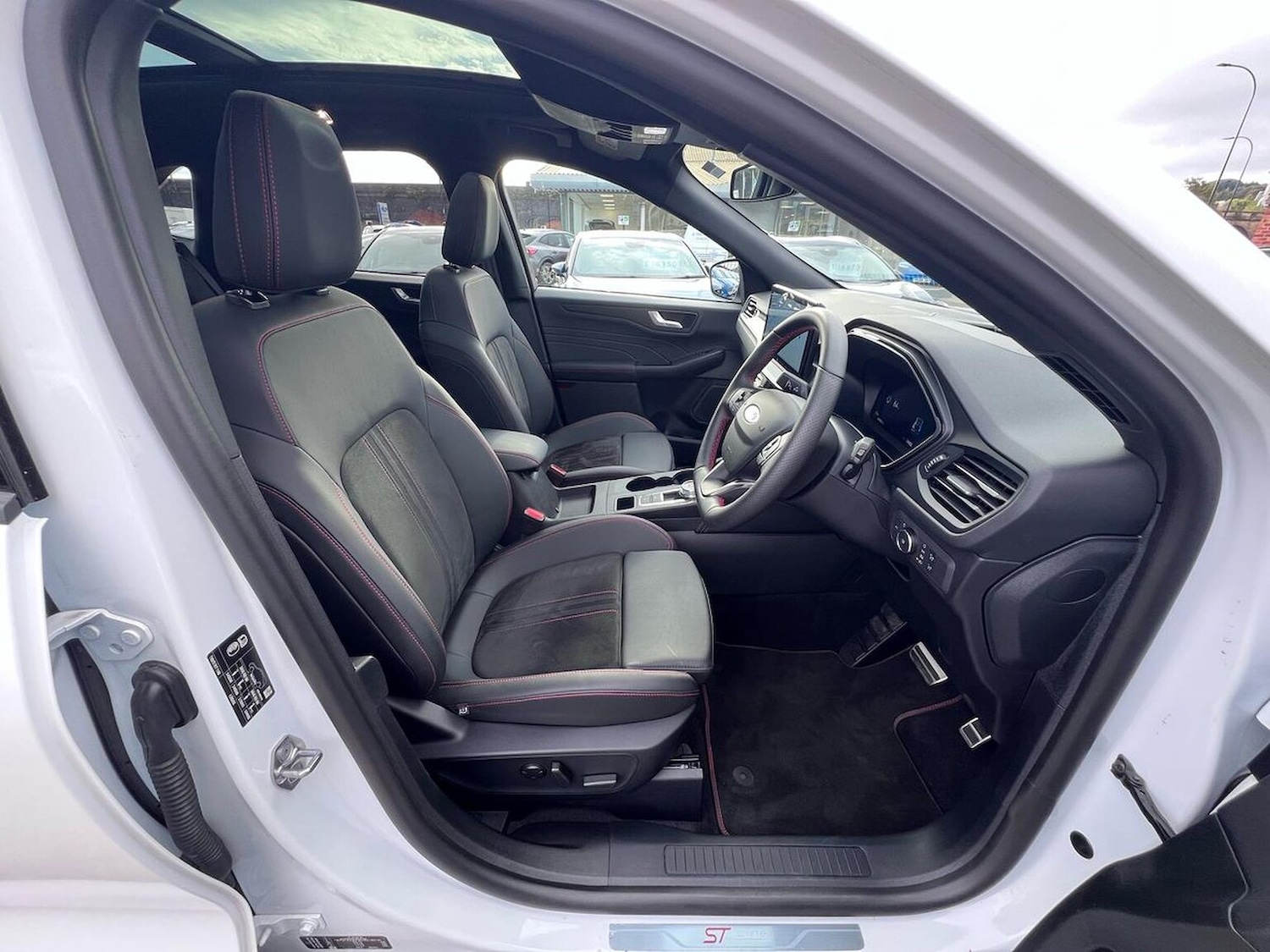 Used Ford Kuga 2024 for sale - 76089127: Photo 31