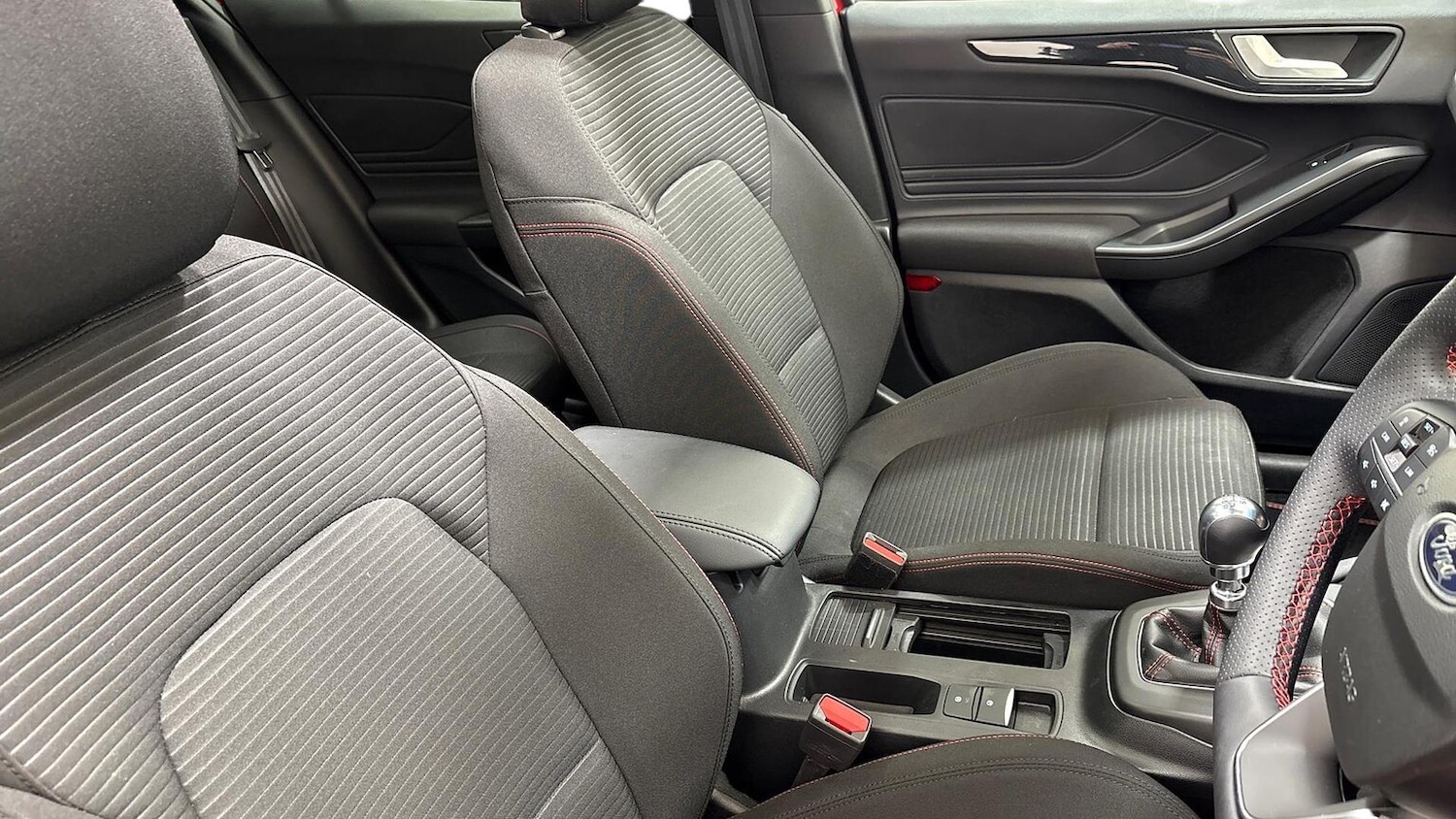 Used Ford Focus 2025 for sale - 76918986: Photo 15