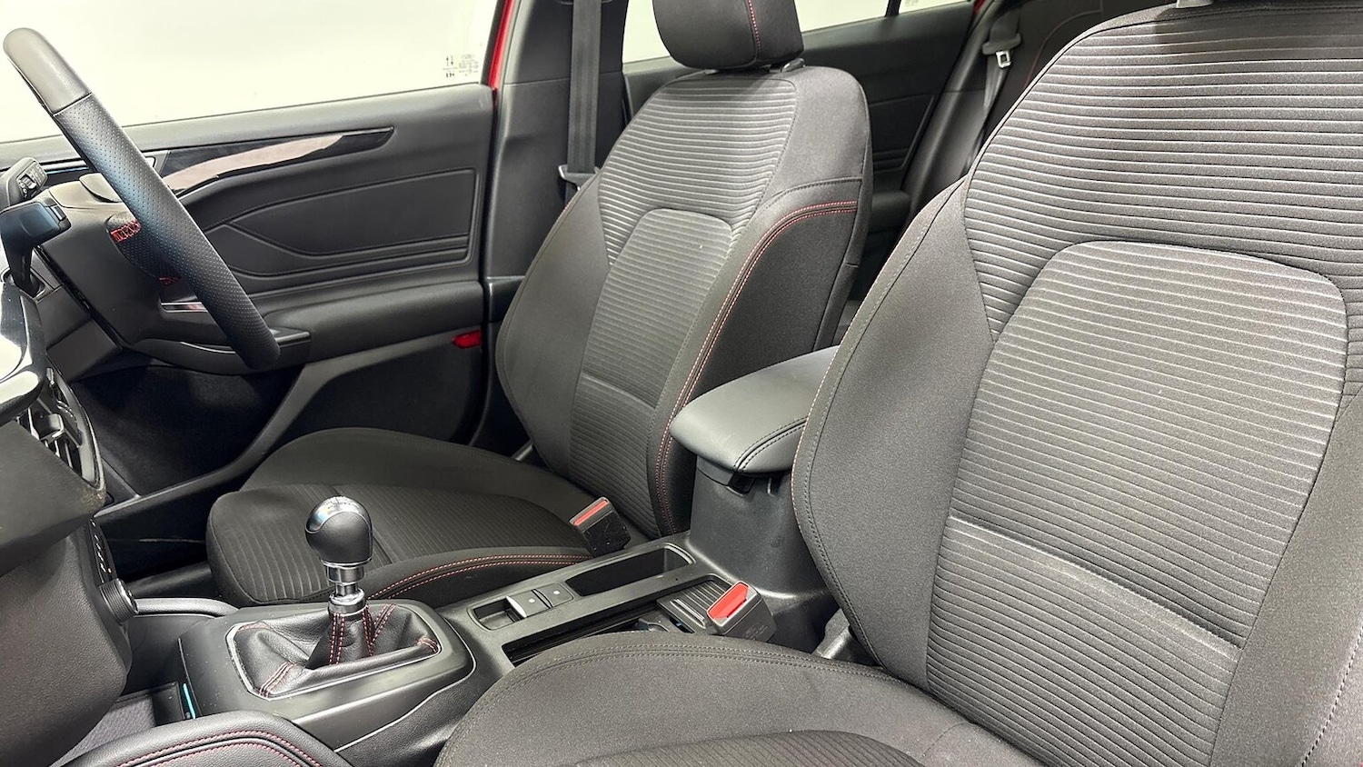 Used Ford Focus 2025 for sale - 76918986: Photo 16