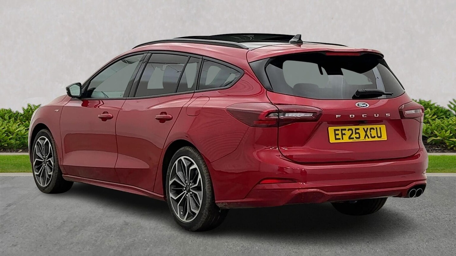 Used Ford Focus 2025 for sale - 76918986: Photo 2