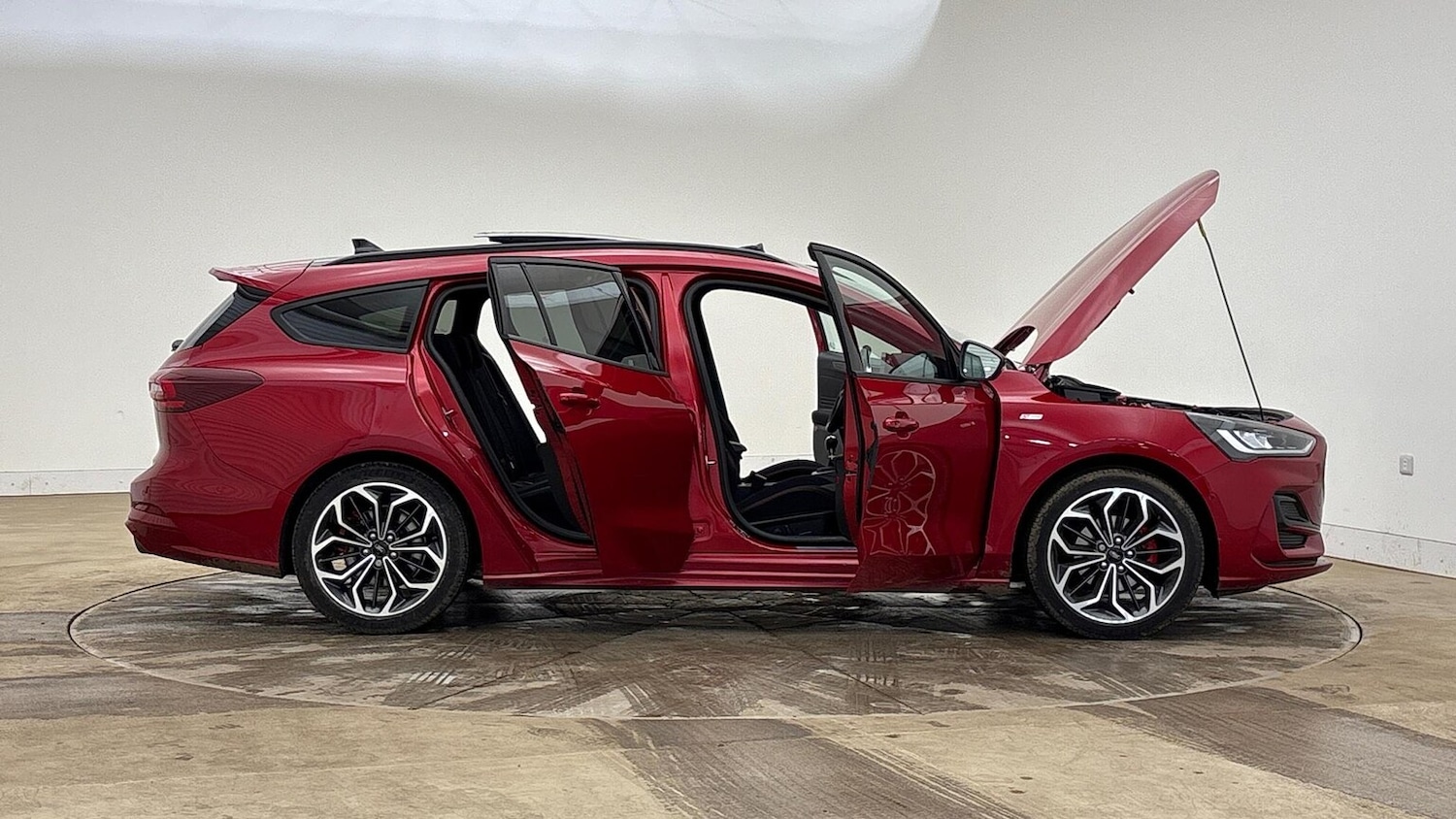 Used Ford Focus 2025 for sale - 76918986: Photo 24