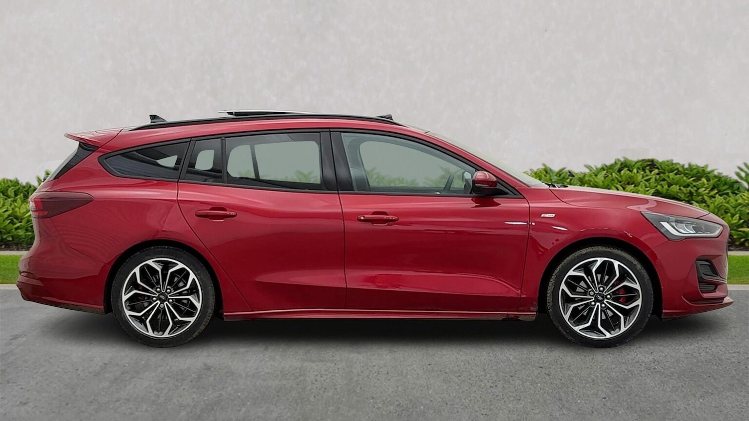 Used Ford Focus 2025 for sale - 76918986: Photo 3