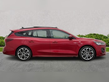 Used Ford Focus 2025 for sale - 76918986: Photo