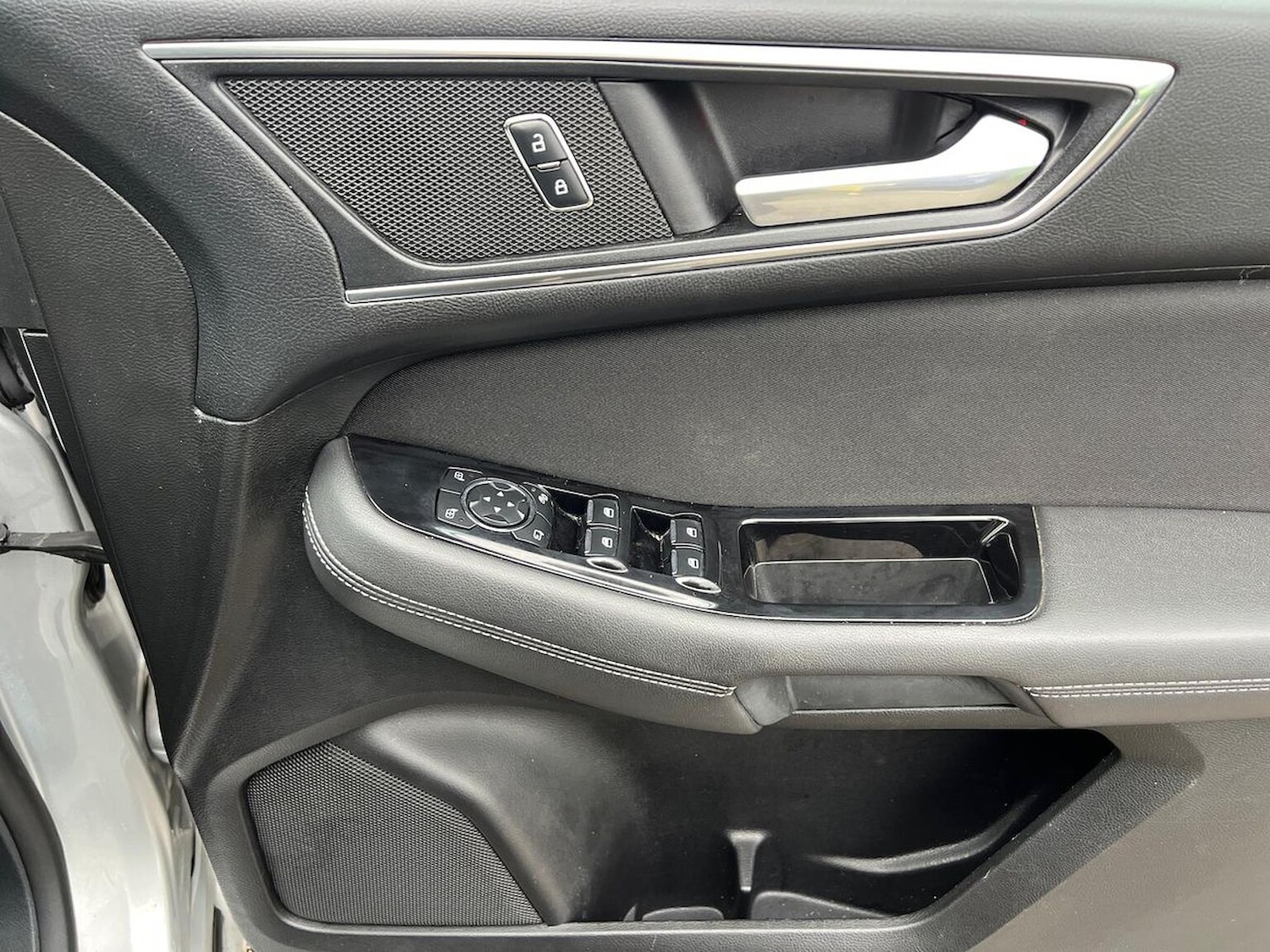 Used Ford S-Max 2016 for sale - 76547738: Photo 30