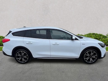 Used Ford Focus 2020 for sale - 78846450: Photo