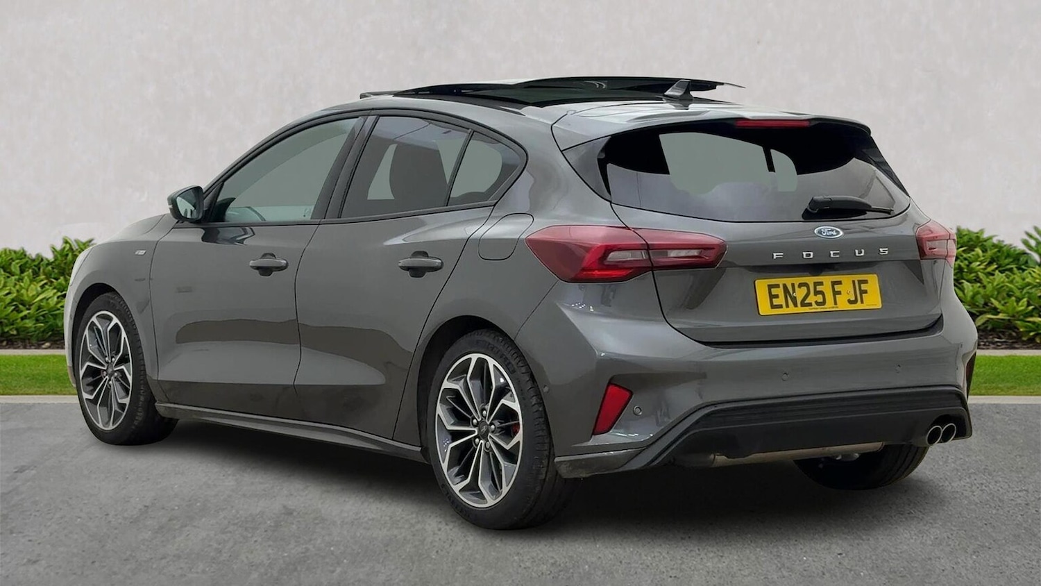 Used Ford Focus 2025 for sale - 76510750: Photo 2