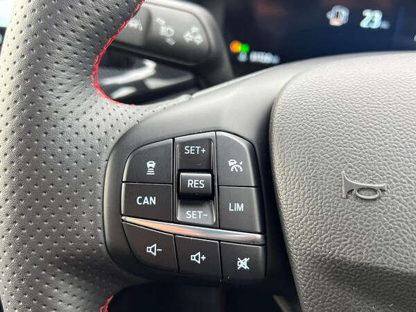 Used Ford Focus 2025 for sale - 76089120: Photo 26
