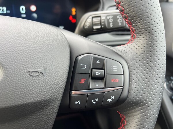 Used Ford Focus 2025 for sale - 76089120: Photo 27