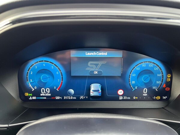 Used Ford Focus 2025 for sale - 76089120: Photo 46