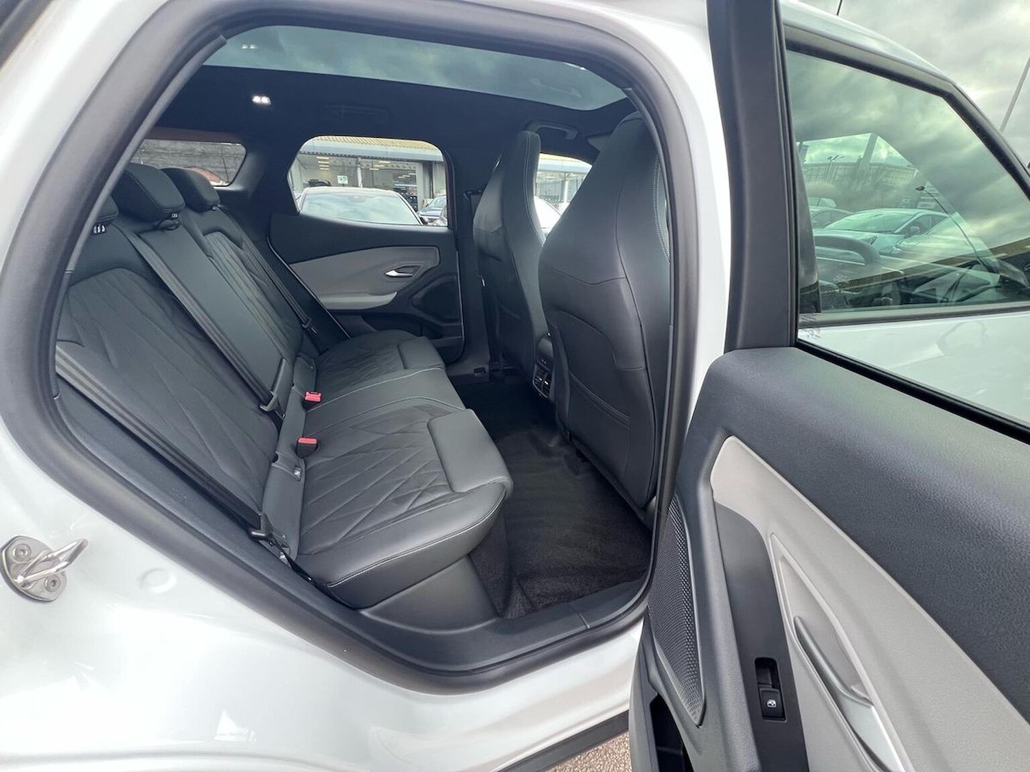 Used Ford Explorer 2025 for sale - 77729958: Photo 33