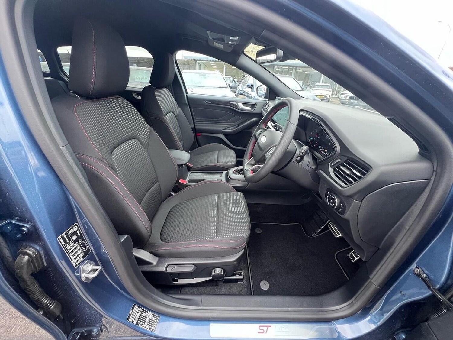 Used Ford Focus 2025 for sale - 76357942: Photo 31
