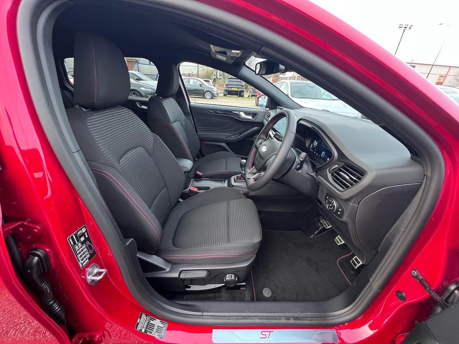 Used Ford Focus 2025 for sale - 77542456: Photo 31