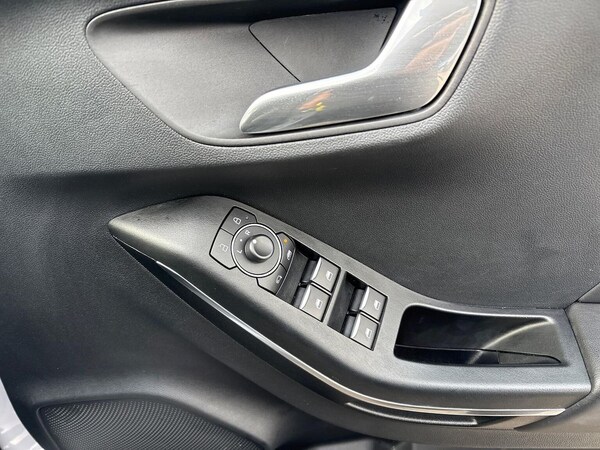 Used Ford Puma 2023 for sale - 76102515: Photo 30