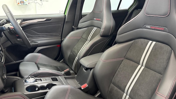 Used Ford Focus 2024 for sale - 76030466: Photo 16