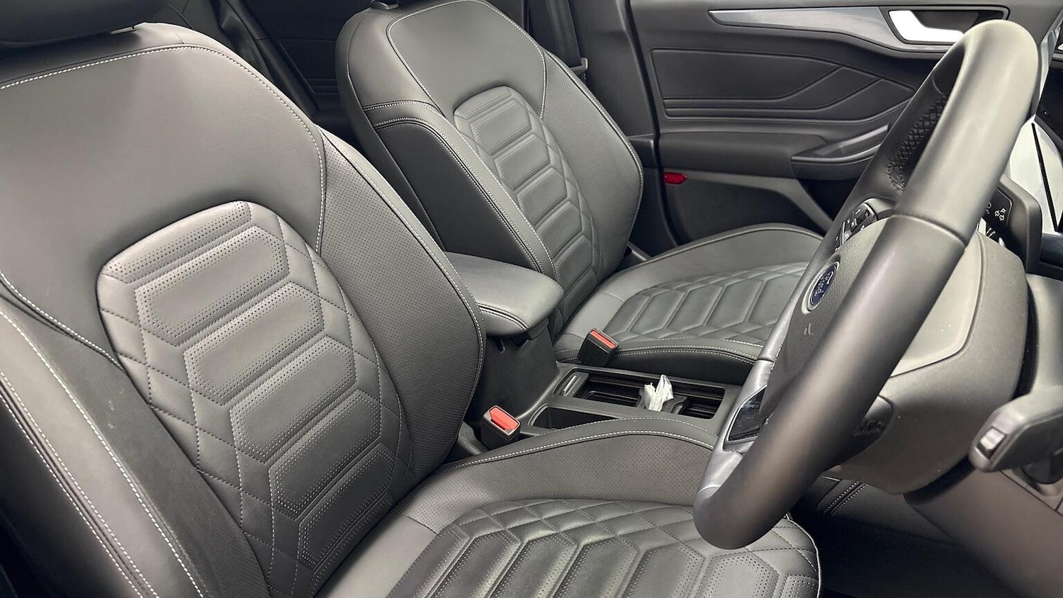 Used Ford Focus 2024 for sale - 76945931: Photo 15