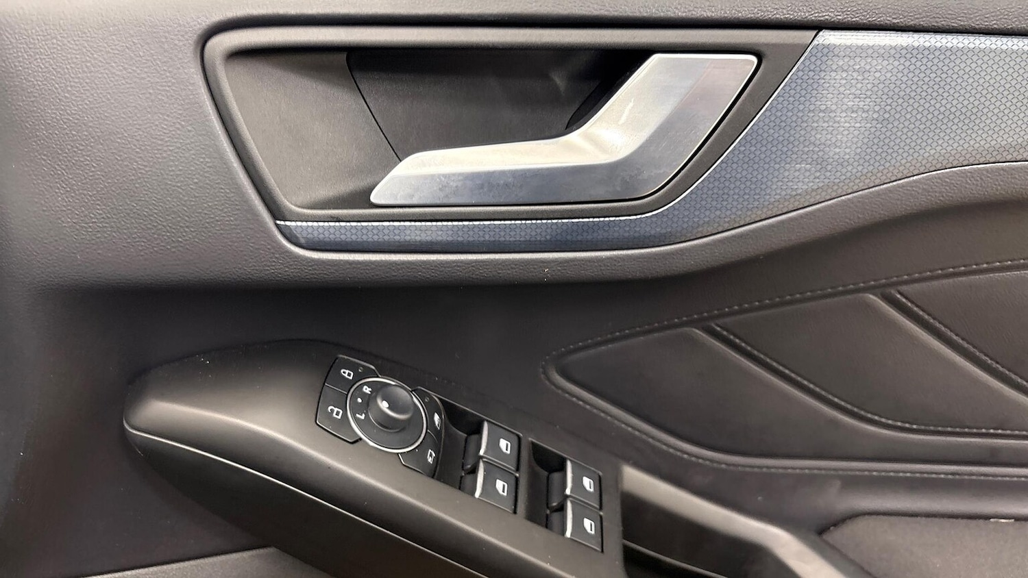 Used Ford Focus 2024 for sale - 76945931: Photo 19