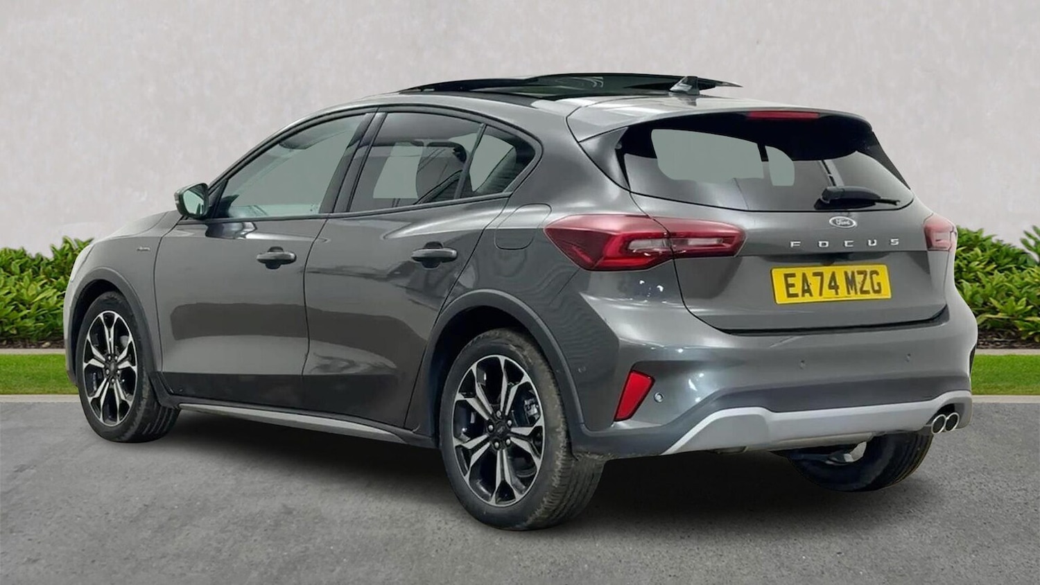 Used Ford Focus 2024 for sale - 76945931: Photo 2