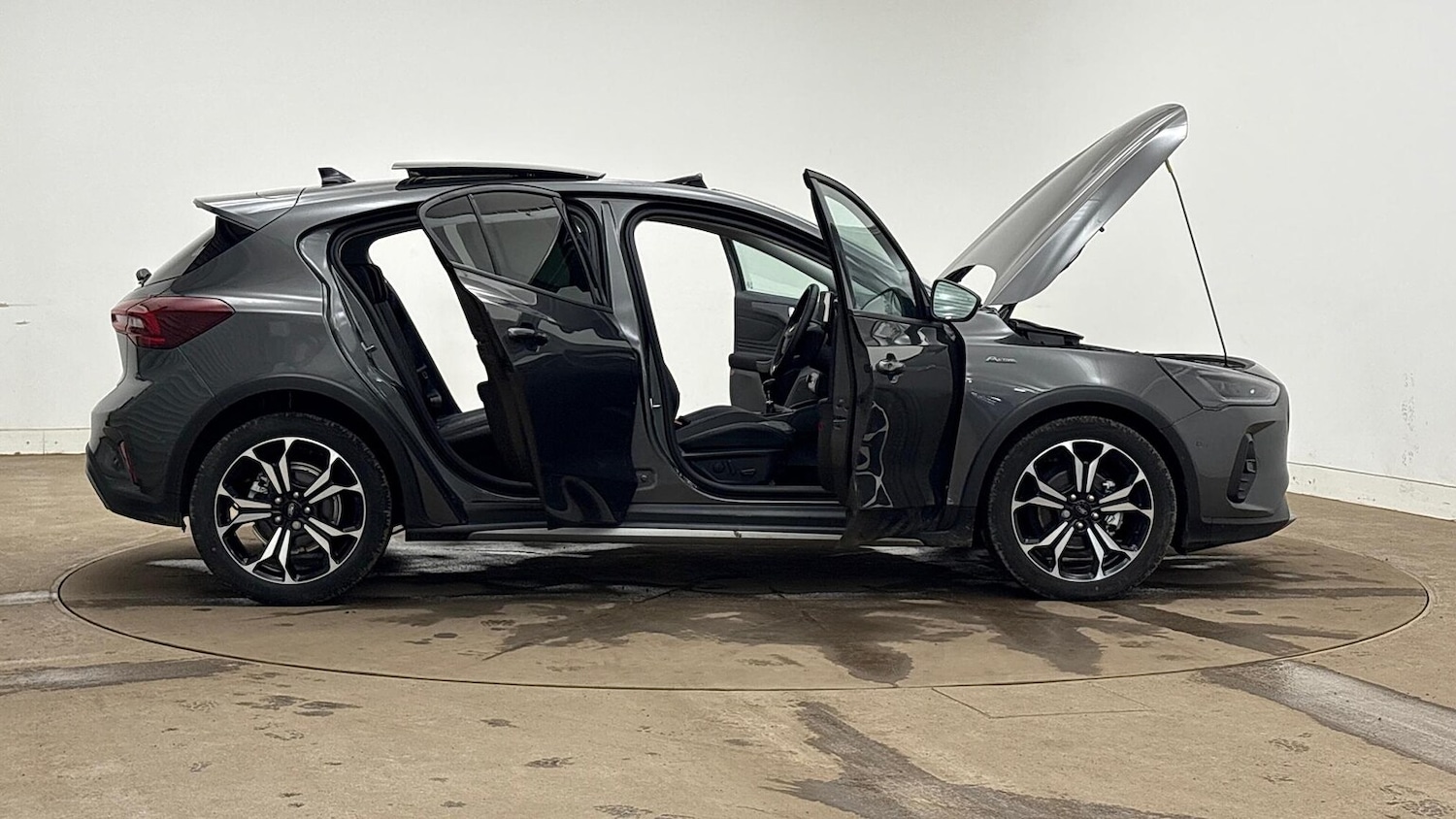 Used Ford Focus 2024 for sale - 76945931: Photo 24