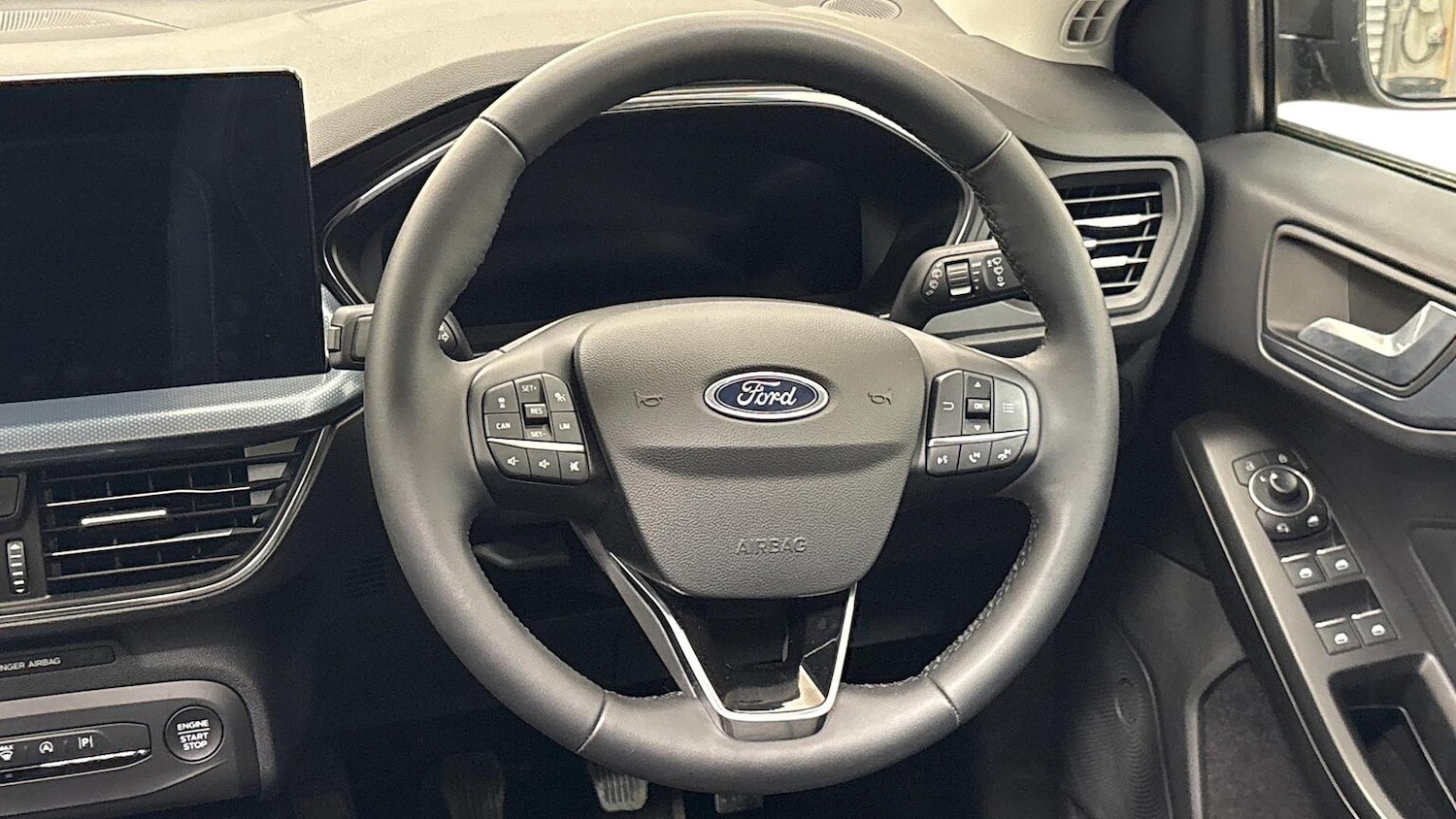 Used Ford Focus 2024 for sale - 76945931: Photo 9