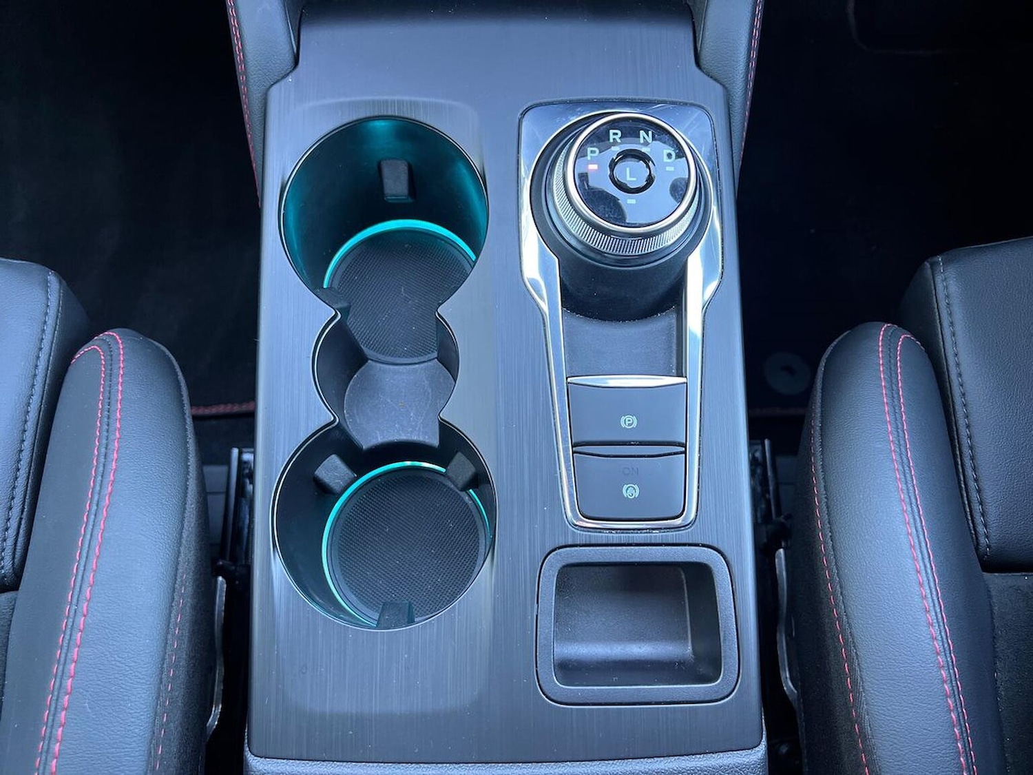 Used Ford Kuga 2024 for sale - 76662958: Photo 13