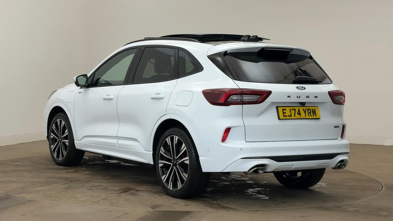 Used Ford Kuga 2024 for sale - 76837216: Photo 2