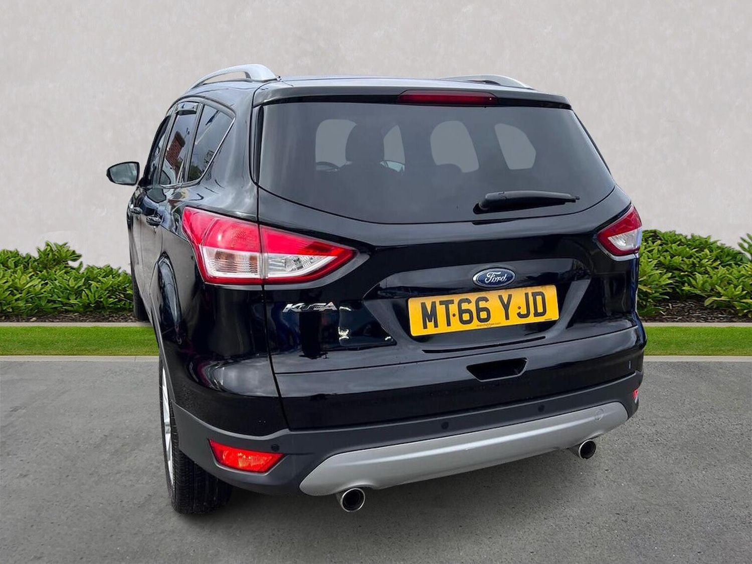 Used Ford Kuga 2016 for sale - 76320722: Photo 2