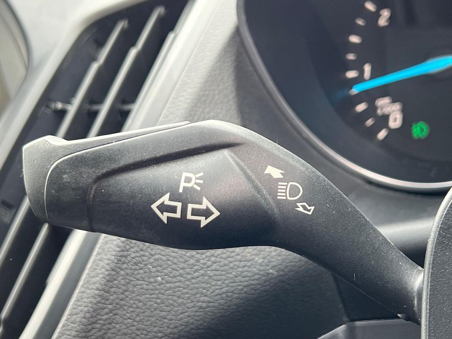 Used Ford Kuga 2016 for sale - 76320722: Photo 28