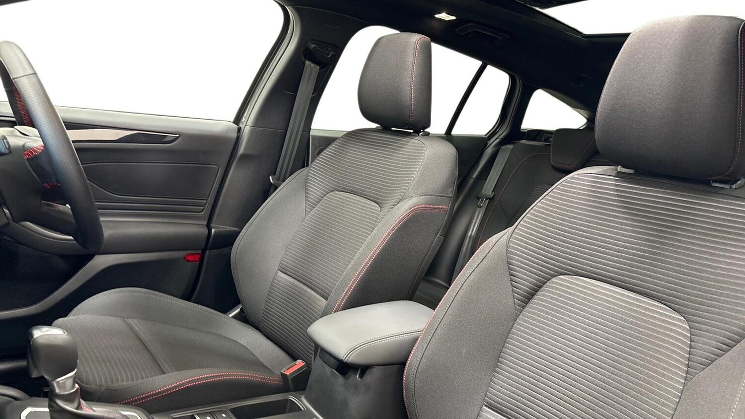 Used Ford Focus 2025 for sale - 76352506: Photo 15