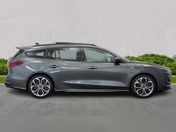 Used Ford Focus 2025 for sale - 76352506: Photo