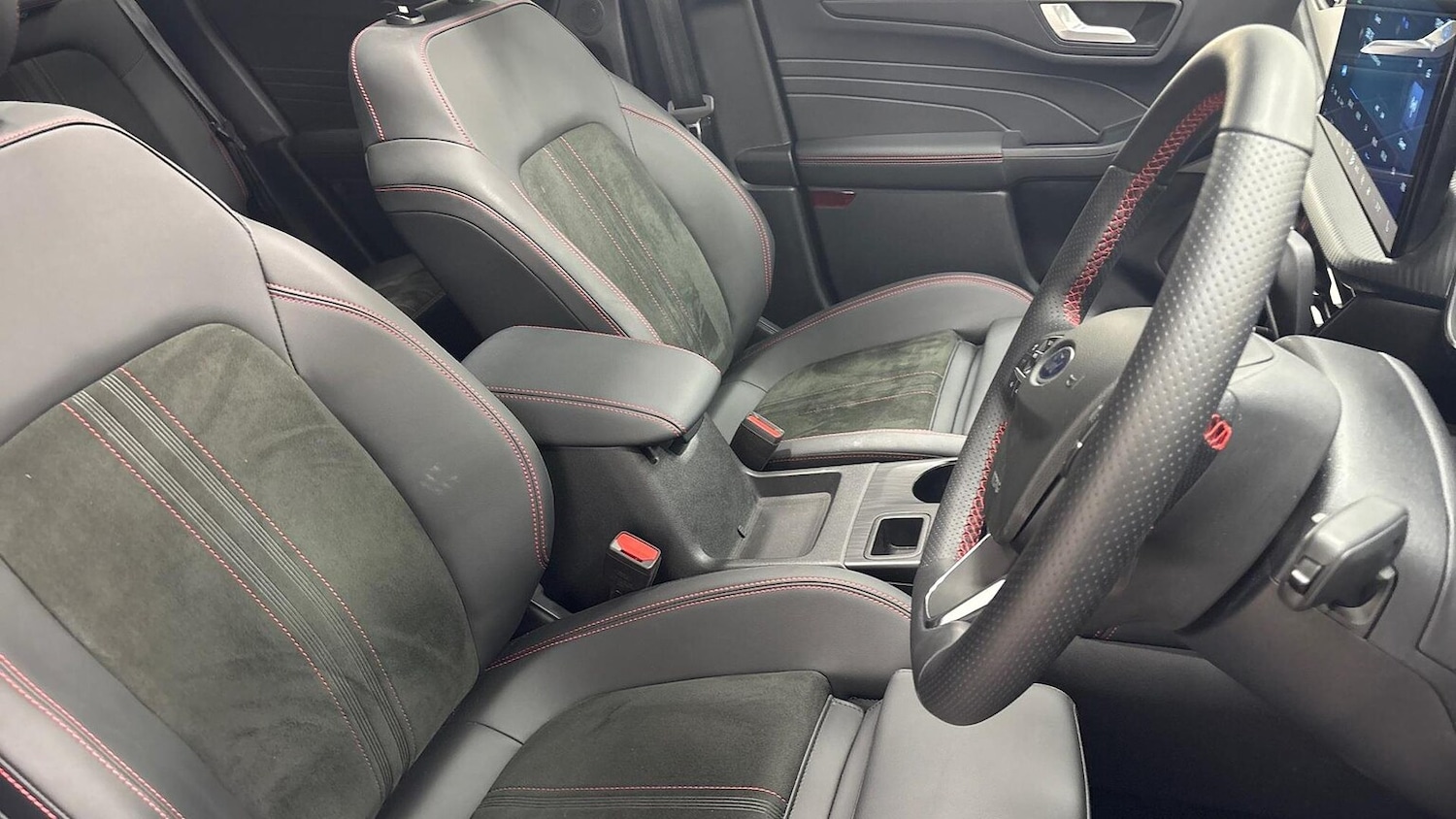 Used Ford Kuga 2024 for sale - 76940485: Photo 15