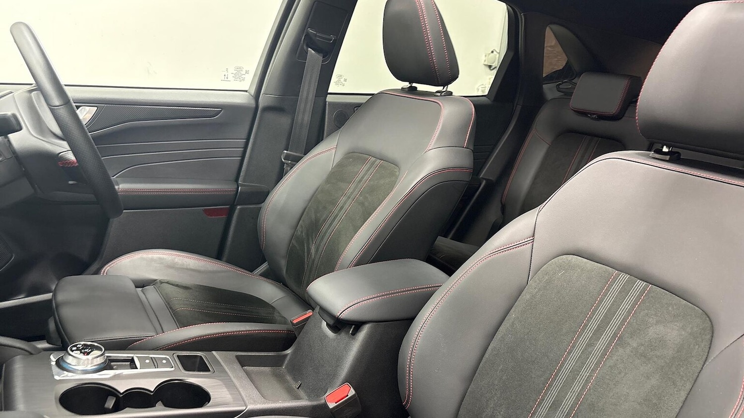 Used Ford Kuga 2024 for sale - 76940485: Photo 16