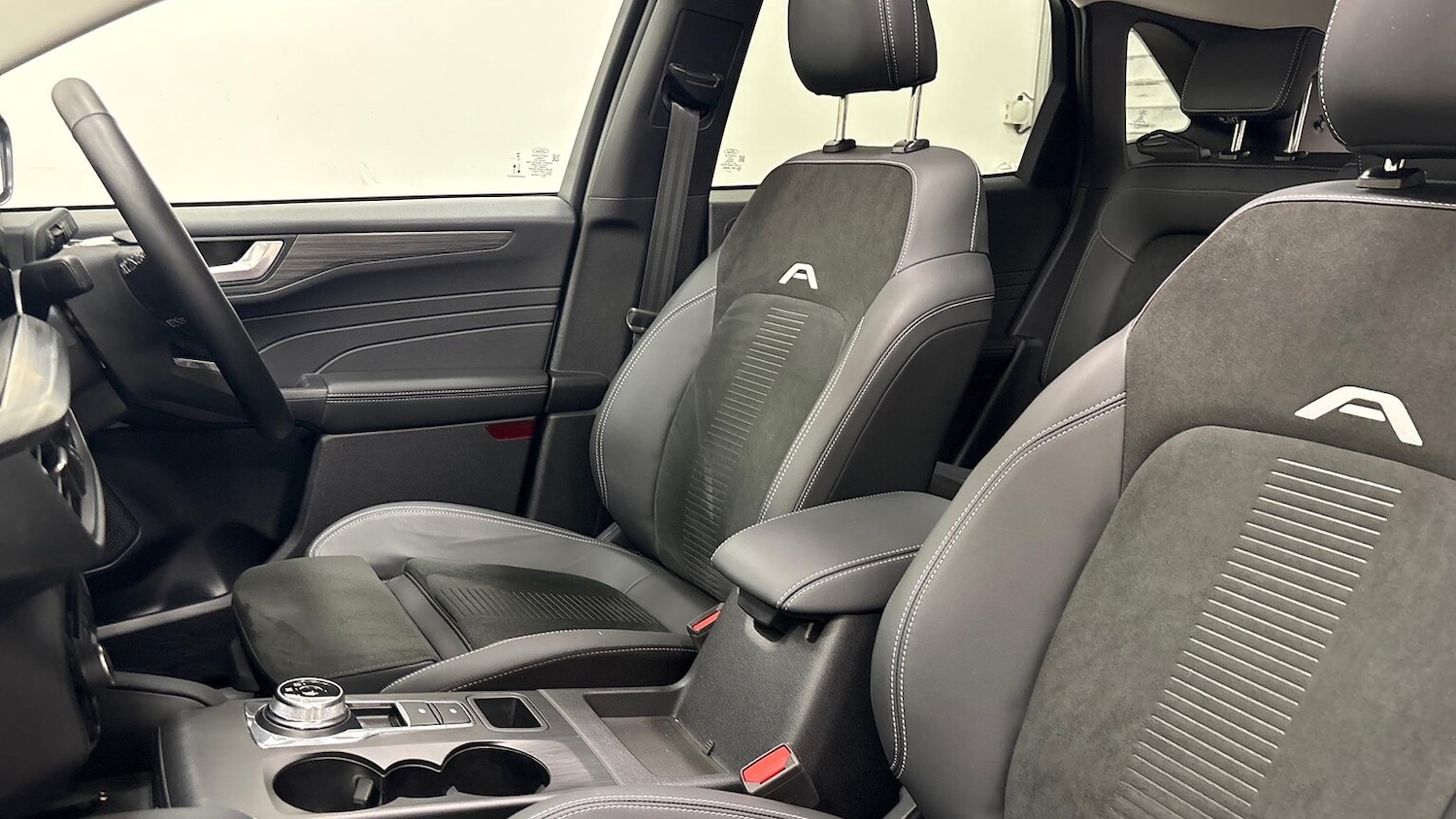 Used Ford Kuga 2024 for sale - 76594661: Photo 16