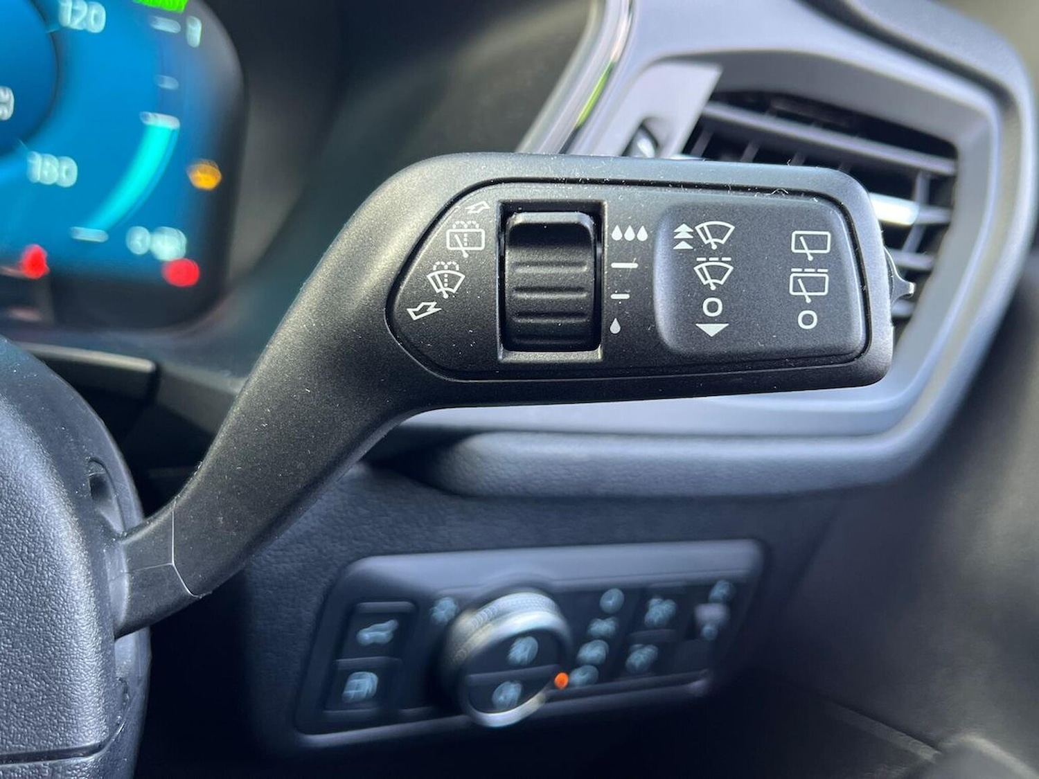 Used Ford Kuga 2022 for sale - 76374367: Photo 29