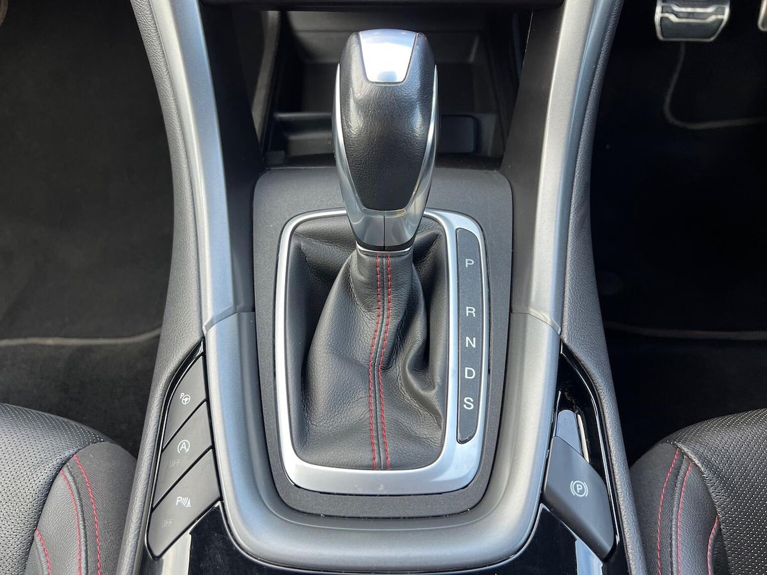 Used Ford Mondeo 2019 for sale - 76735536: Photo 13