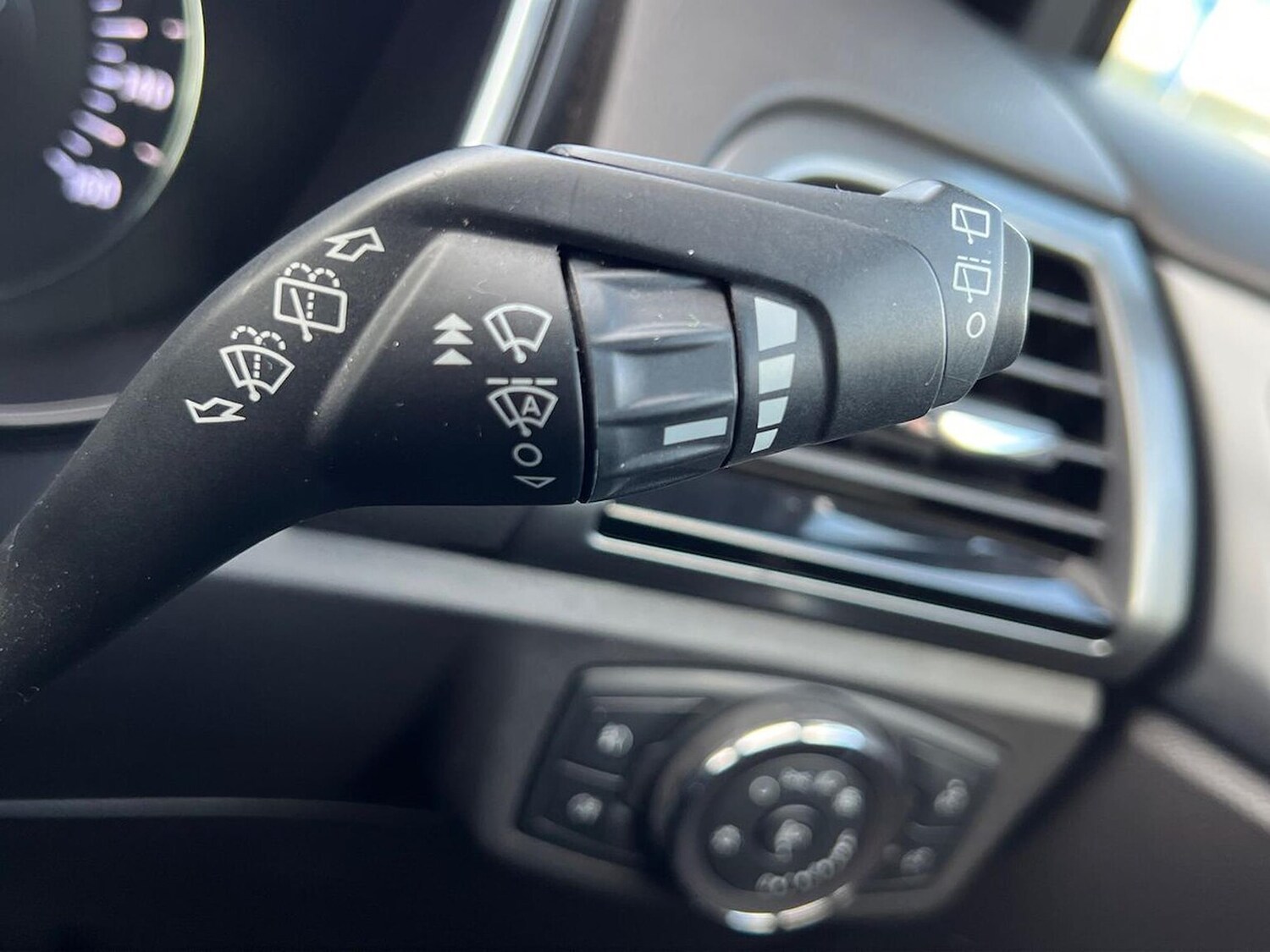 Used Ford Mondeo 2019 for sale - 76735536: Photo 29