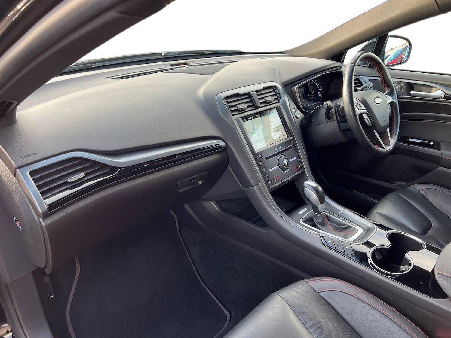 Used Ford Mondeo 2019 for sale - 76735536: Photo 7