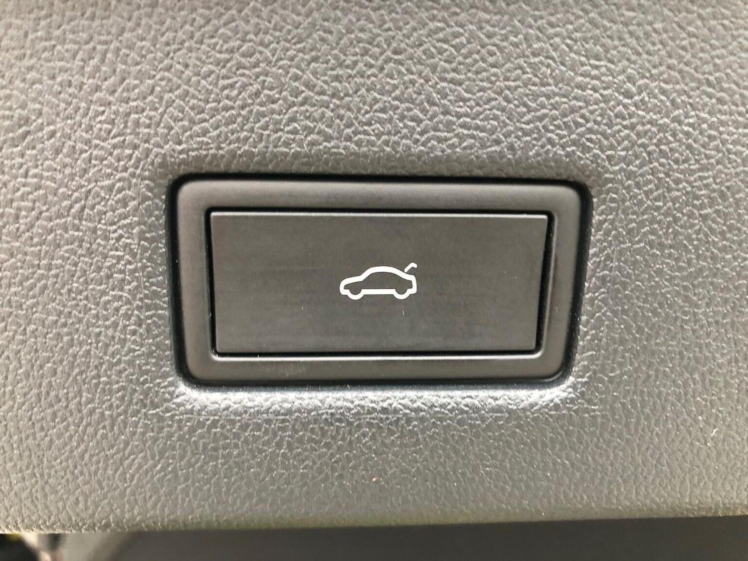 Used Ford Explorer 2024 for sale - 75437920: Photo 35