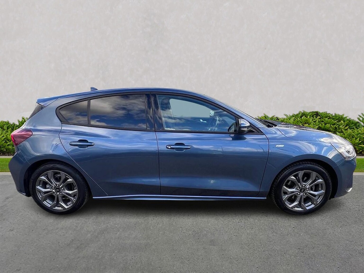 Used Ford Focus 2022 for sale - 76396948: Photo 3