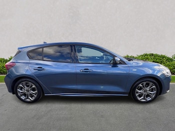 Used Ford Focus 2022 for sale - 76396948: Photo