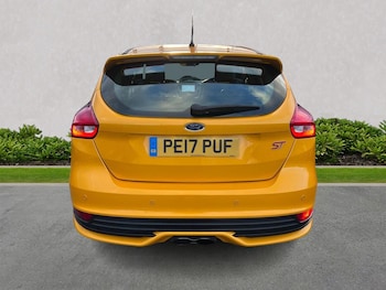 Used Ford Focus 2017 for sale - 76693403: Photo