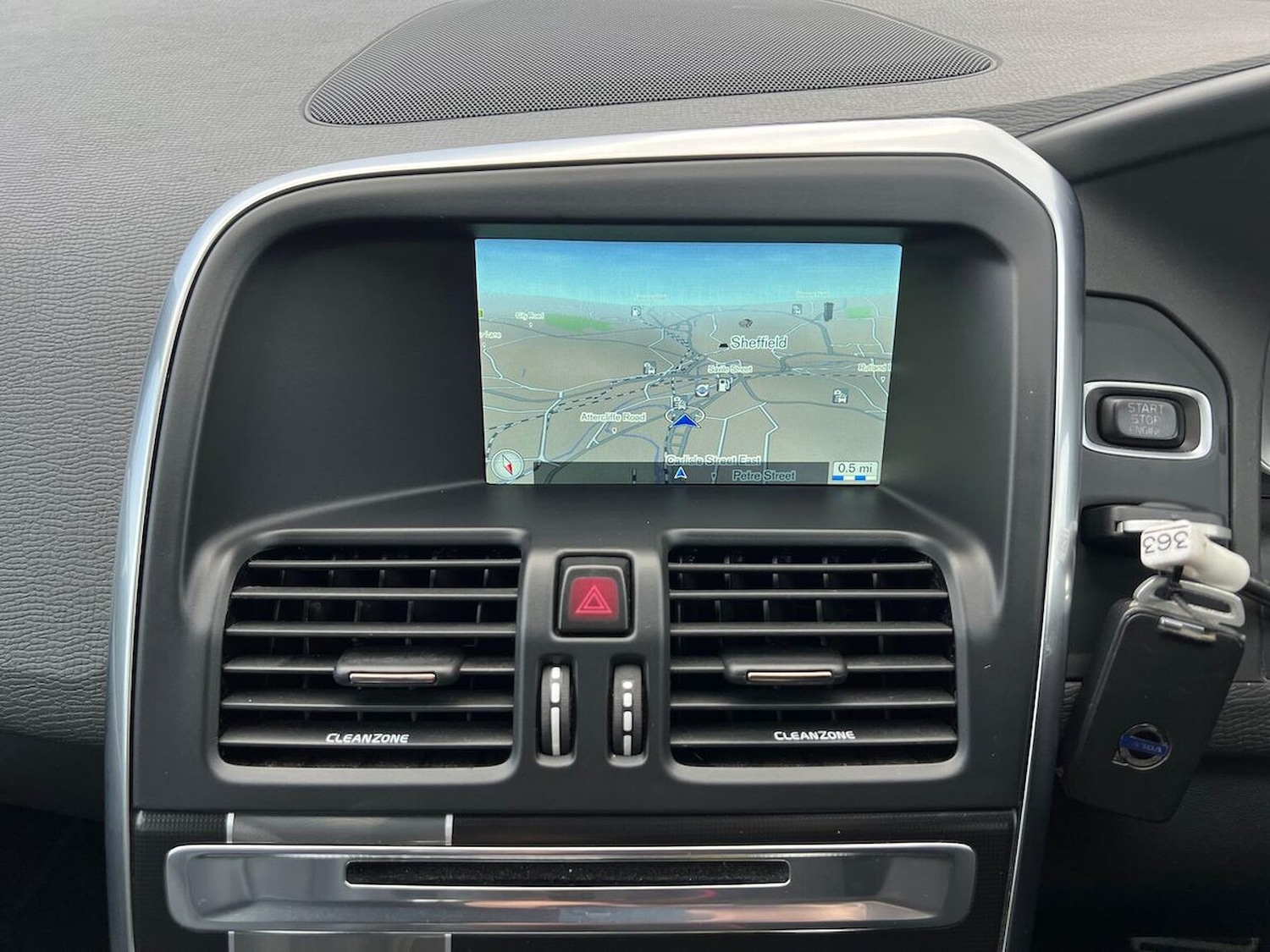 Used Volvo XC60 2016 for sale - 77729959: Photo 11