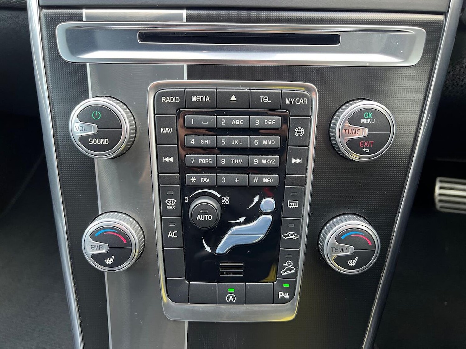 Used Volvo XC60 2016 for sale - 77729959: Photo 12