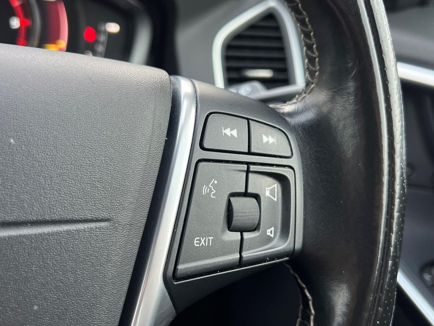 Used Volvo XC60 2016 for sale - 77729959: Photo 27