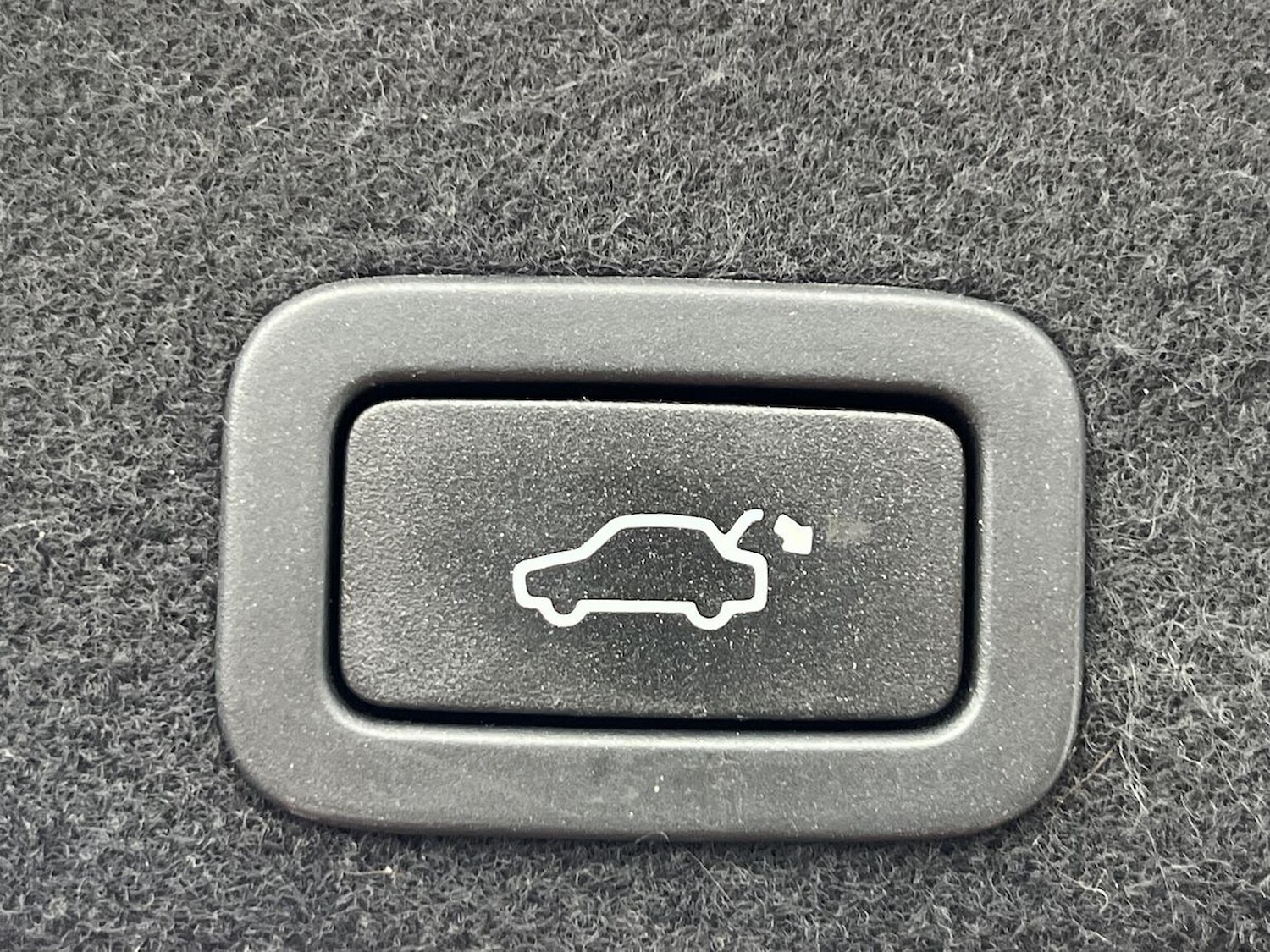 Used Volvo XC60 2016 for sale - 77729959: Photo 38