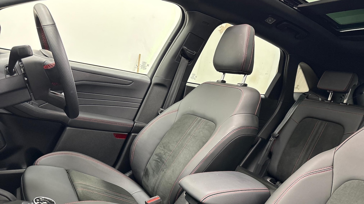 Used Ford Kuga 2024 for sale - 76628079: Photo 16