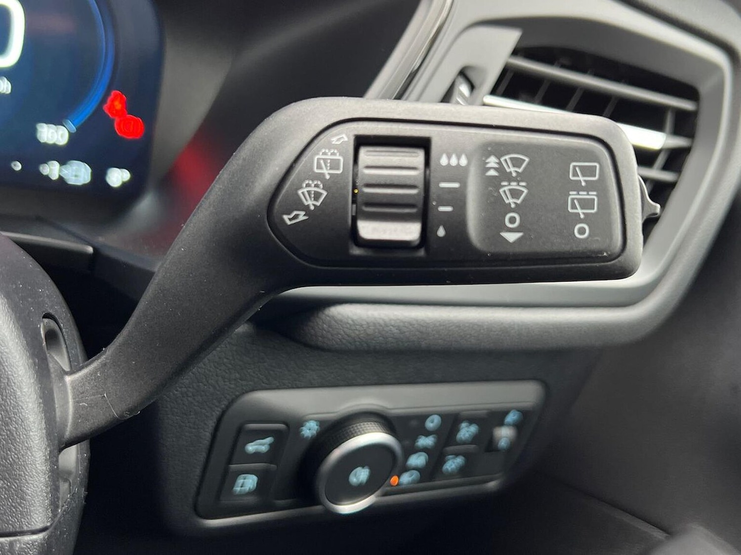 Used Ford Kuga 2025 for sale - 77489256: Photo 29