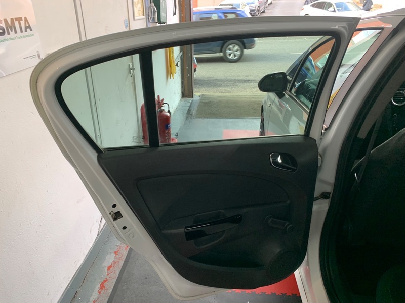 Used Vauxhall Corsa 2014 for sale - 77749359: Photo 18